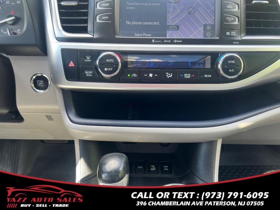 2016 Toyota Highlander AWD 4dr V6 XLE (Natl) photo