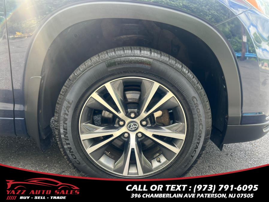 2016 Toyota Highlander AWD 4dr V6 XLE (Natl) photo