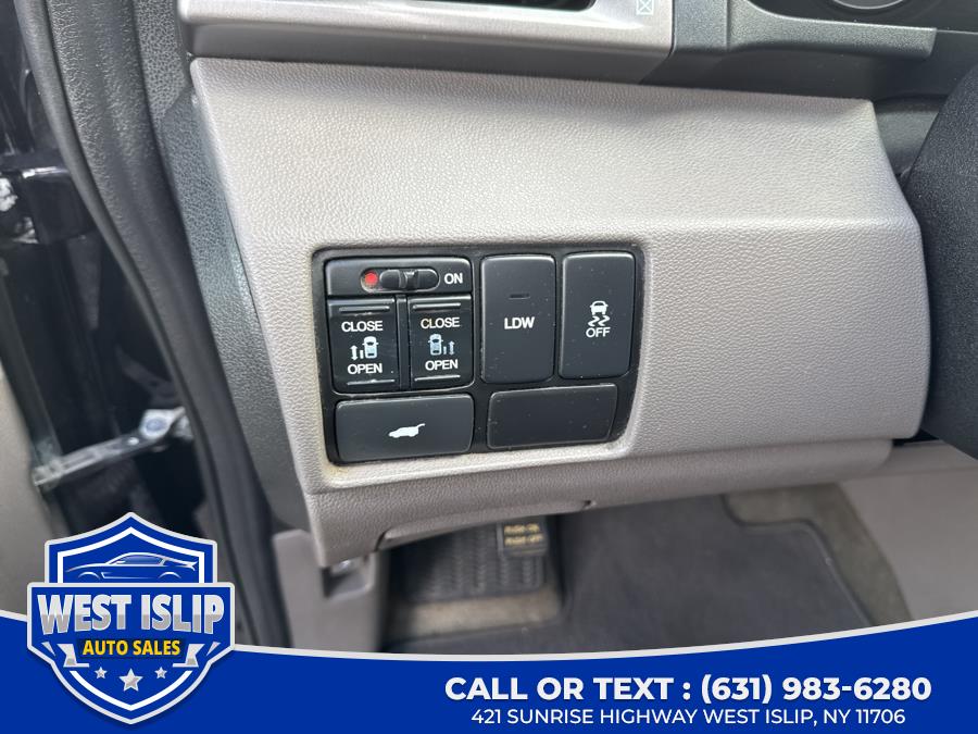 2015 Honda Odyssey EX-L photo 28