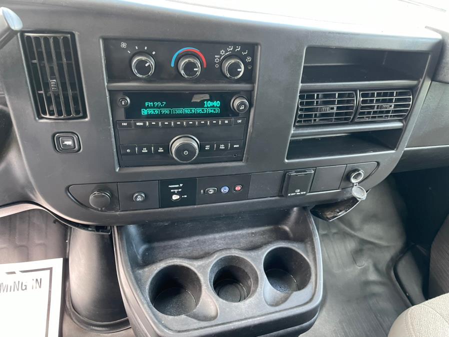 2019 Chevrolet Express Cargo Van RWD 2500 135