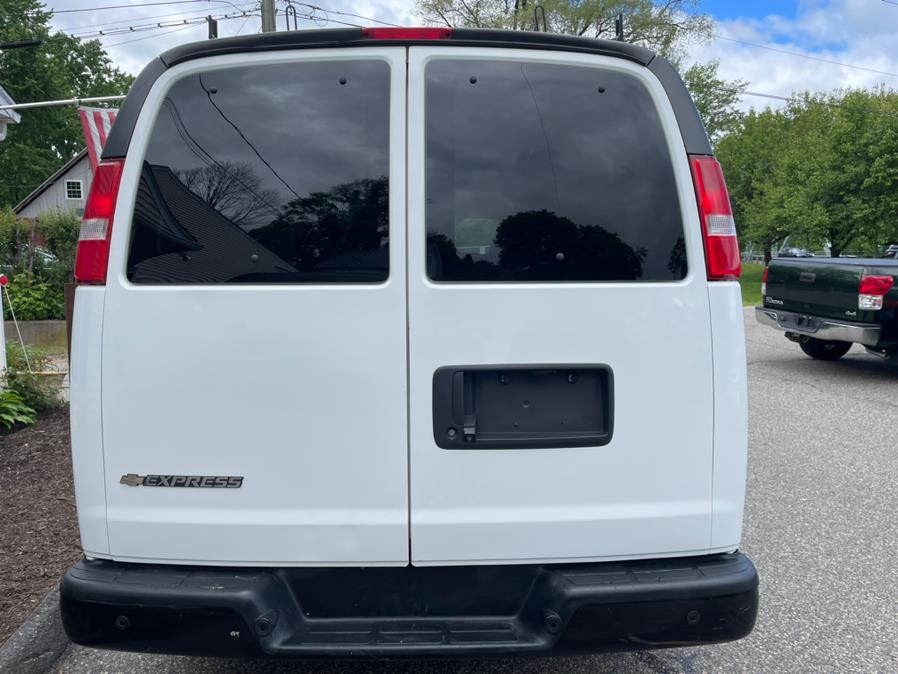 2019 Chevrolet Express Cargo Van RWD 2500 135