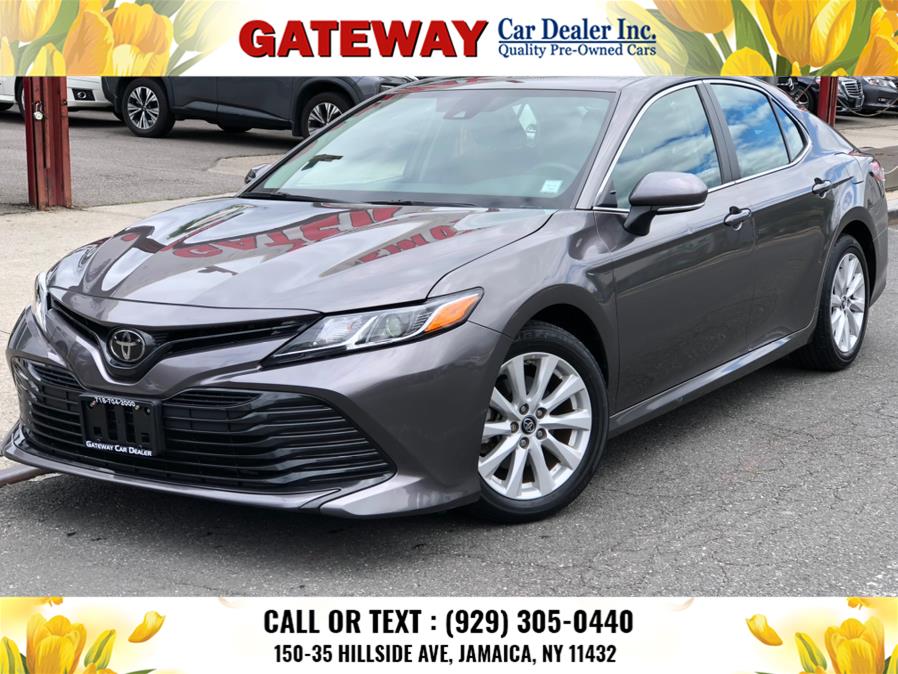 2019 Toyota Camry LE Auto (Natl) photo
