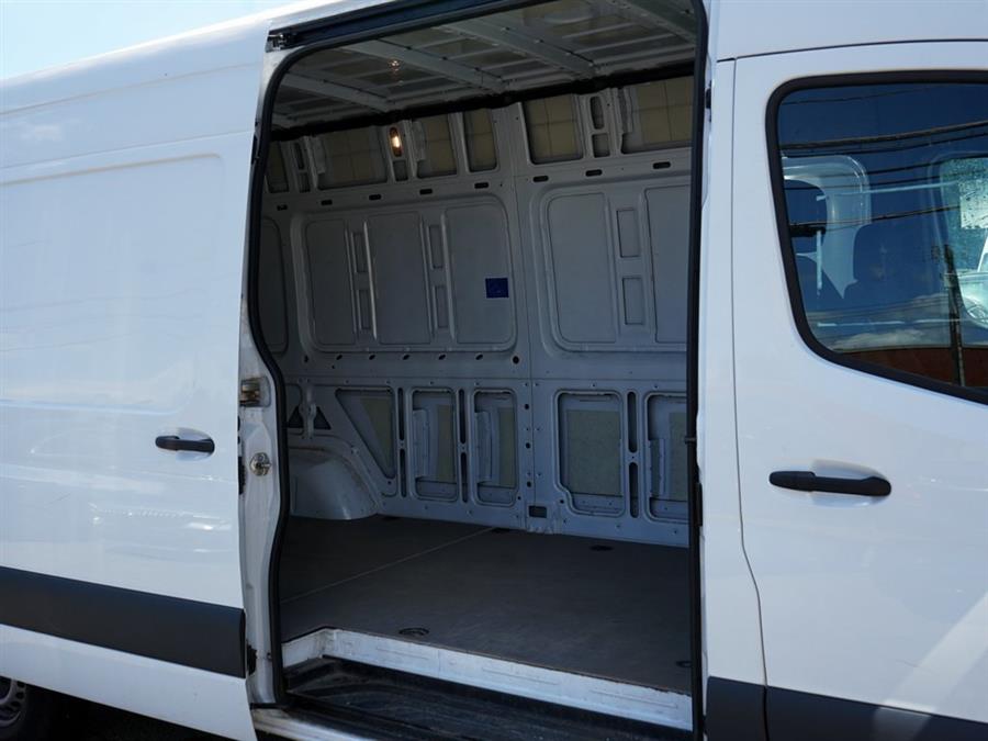 2023 Mercedes-Benz Sprinter 2500 Cargo 170 WB photo