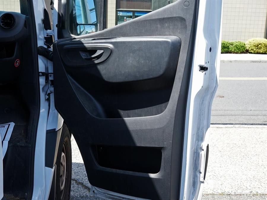 2023 Mercedes-Benz Sprinter 2500 Cargo 170 WB photo