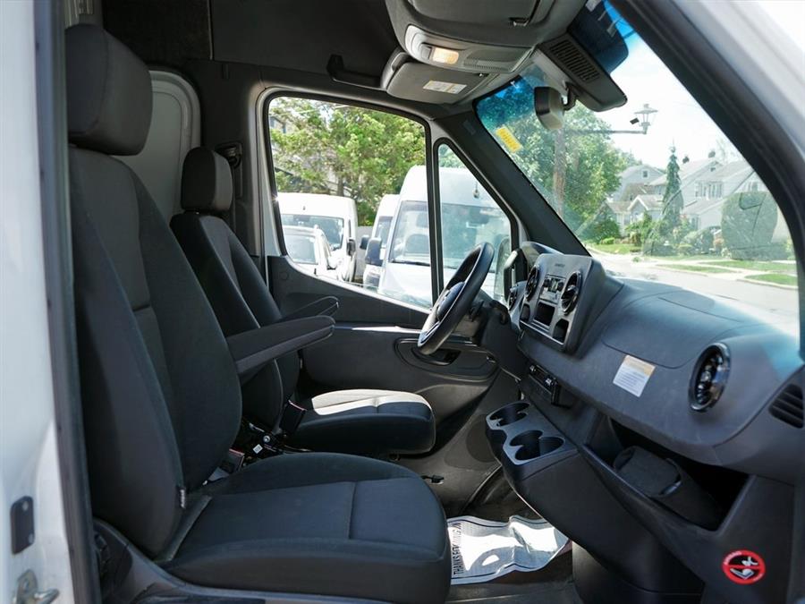 2023 Mercedes-Benz Sprinter 2500 Cargo 170 WB photo