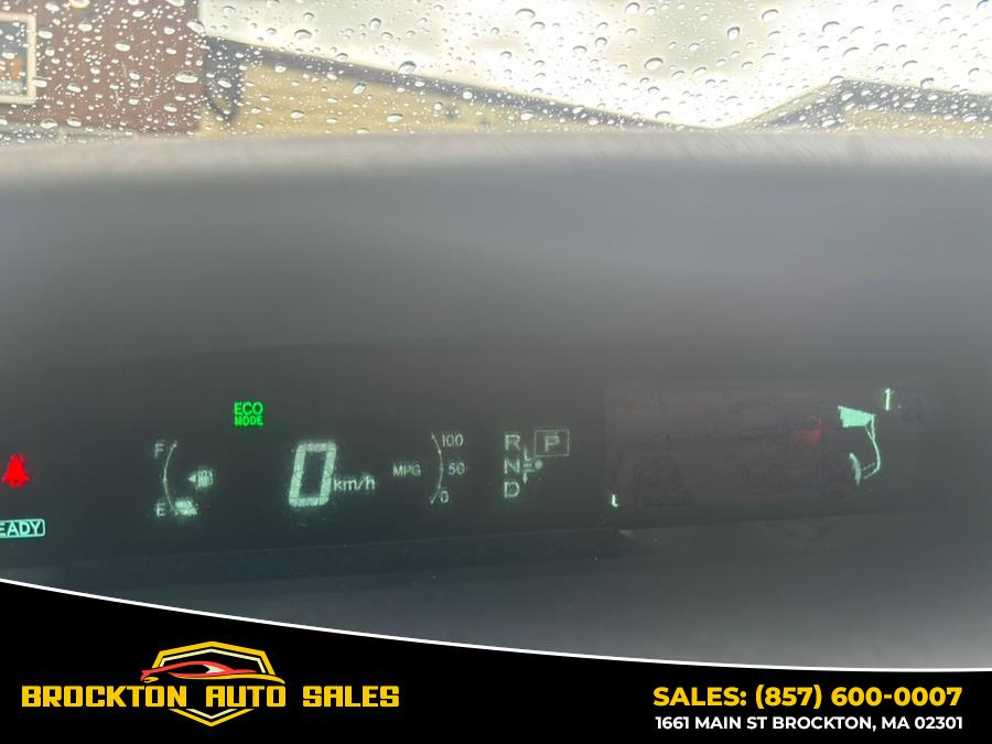 2010 Toyota Prius II photo
