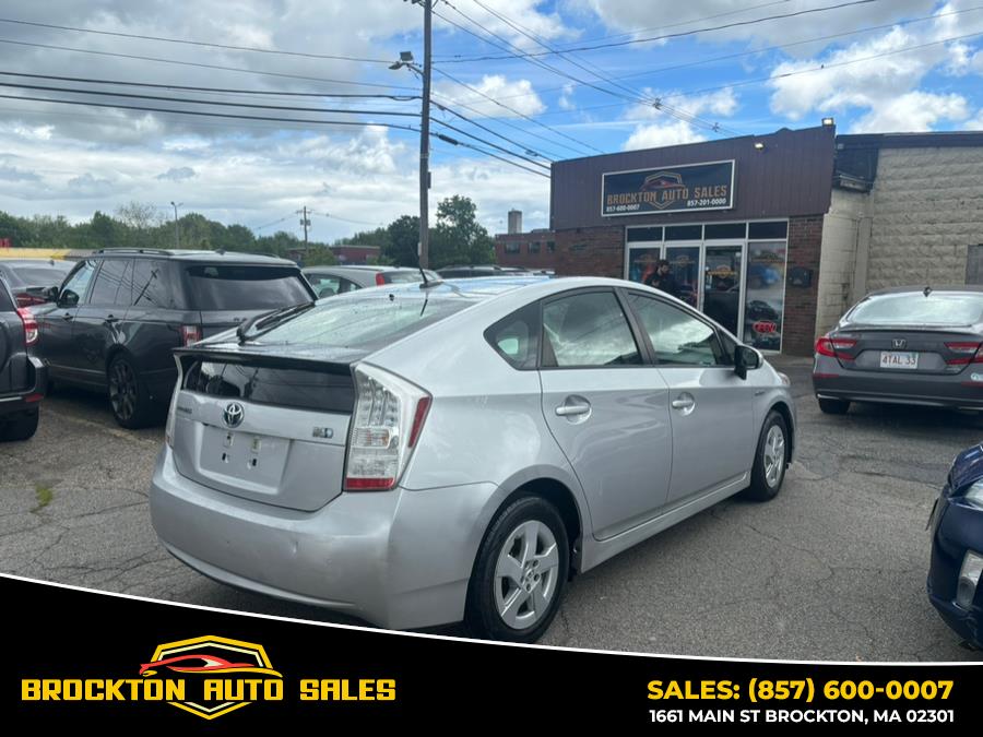 2010 Toyota Prius II photo