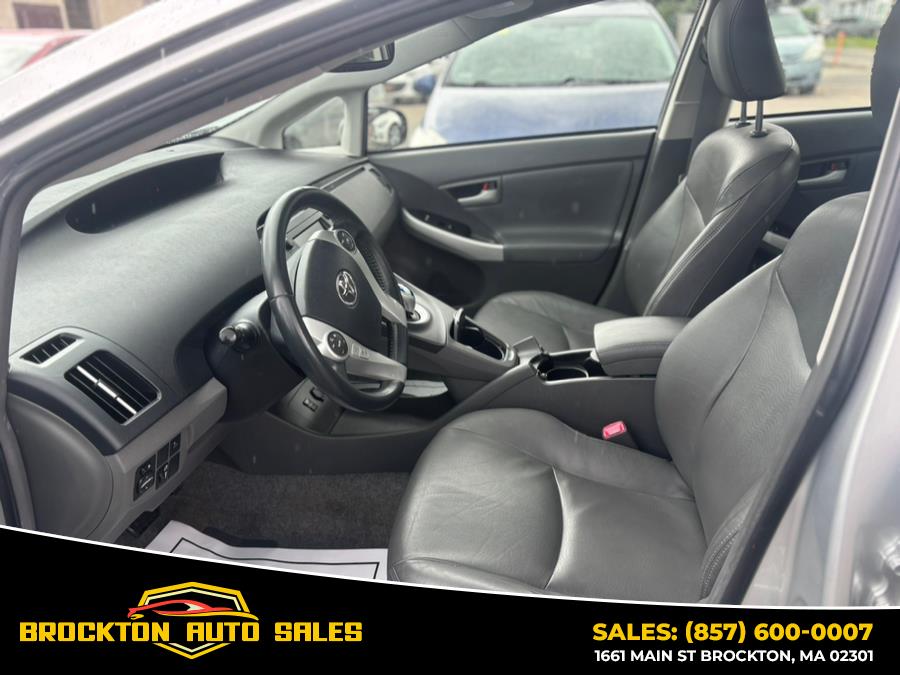 2010 Toyota Prius II photo