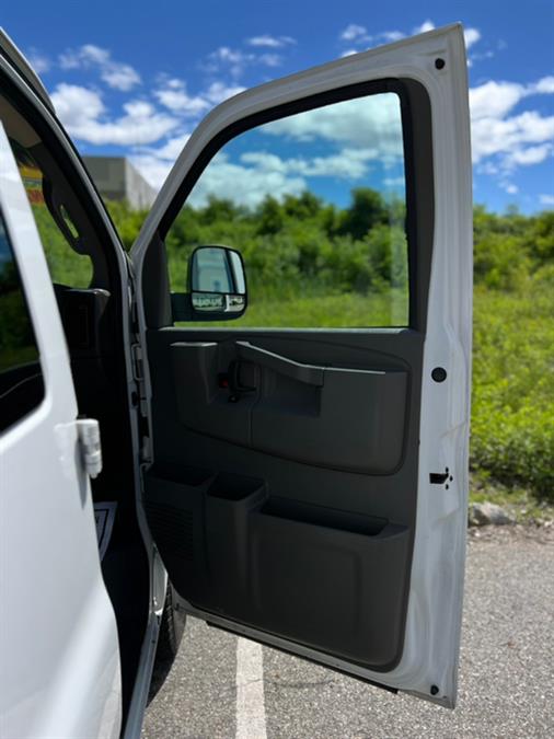 2021 Chevrolet Express Cargo Van RWD 2500 135