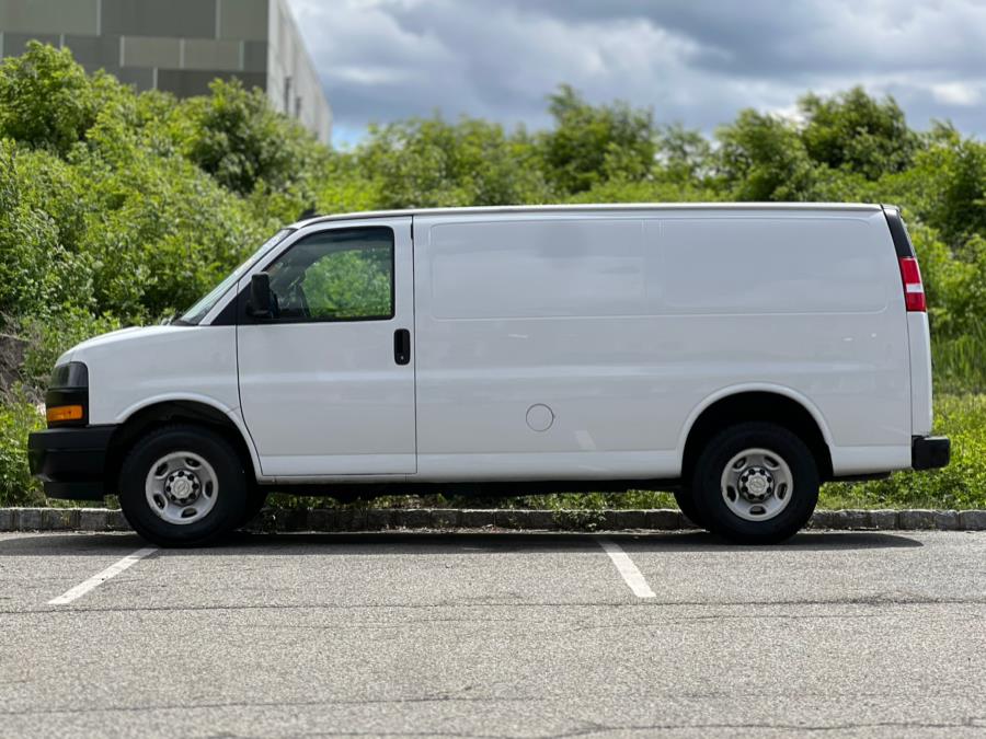 2021 Chevrolet Express Cargo Van RWD 2500 135