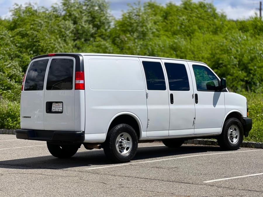 2021 Chevrolet Express Cargo Van RWD 2500 135