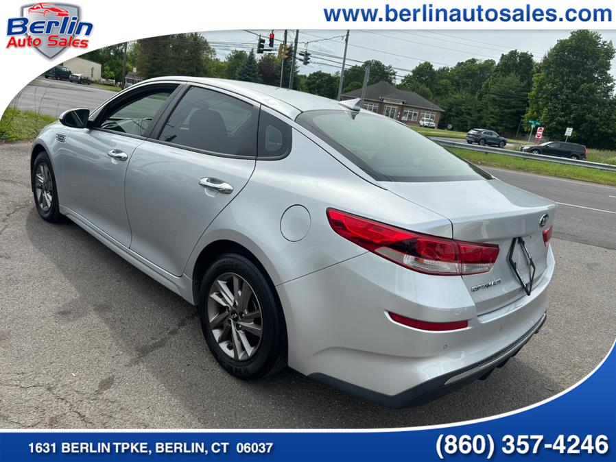 2019 Kia Optima LX Auto photo
