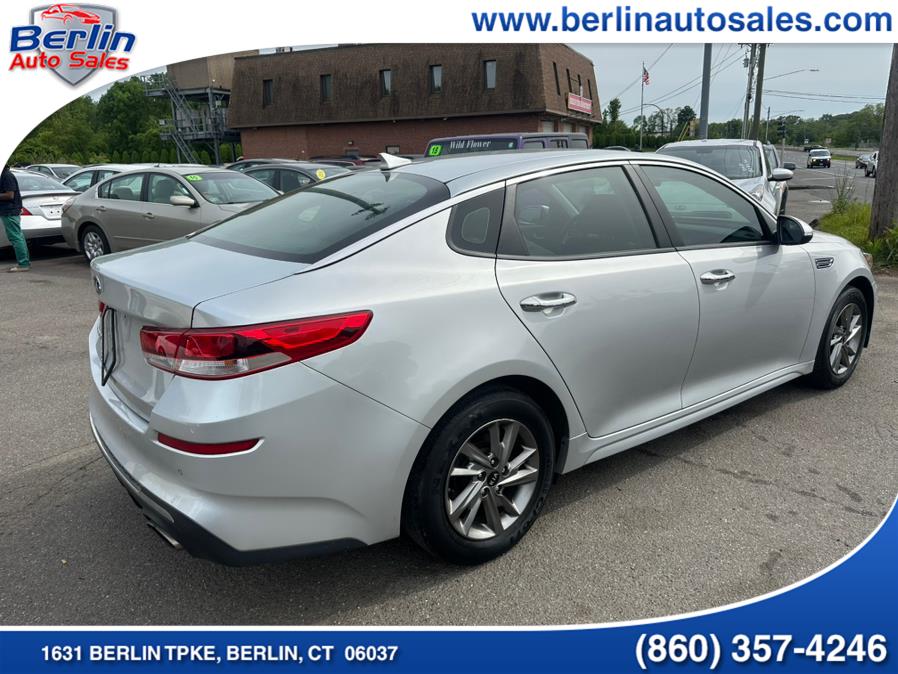 2019 Kia Optima LX Auto photo