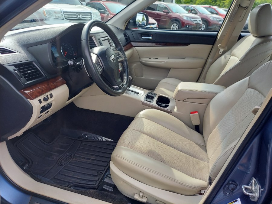 2013 Subaru Legacy 2.5i Limited photo