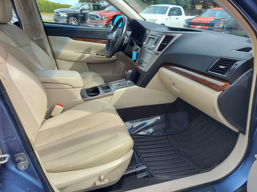 2013 Subaru Legacy 2.5i Limited photo