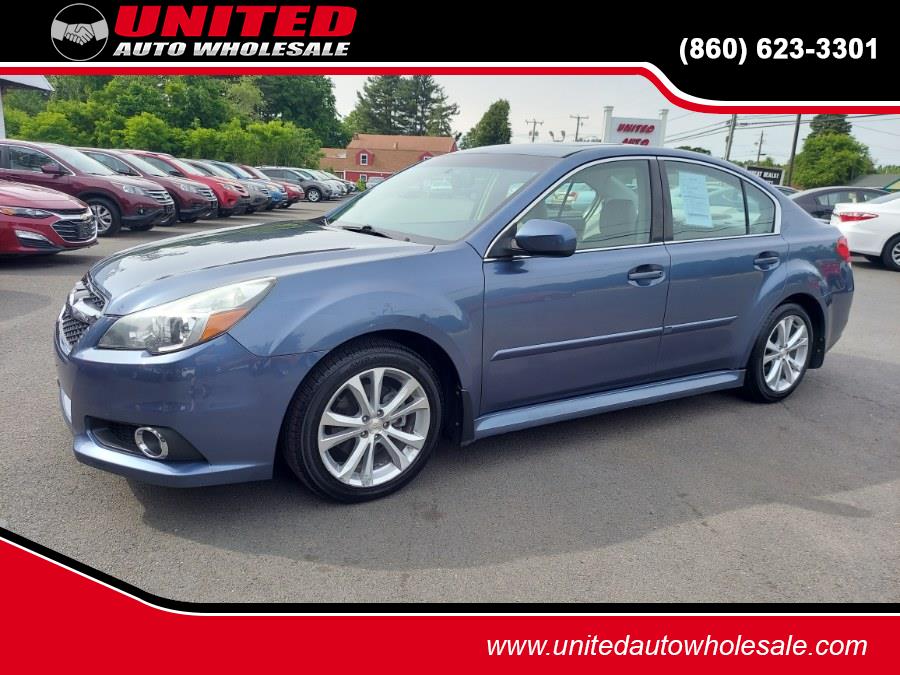 2013 Subaru Legacy 2.5i Limited photo