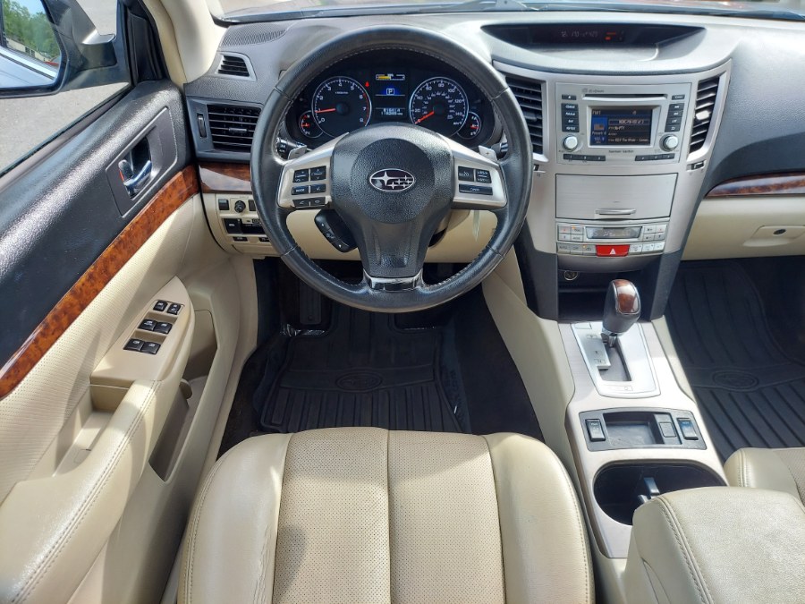 2013 Subaru Legacy 2.5i Limited photo