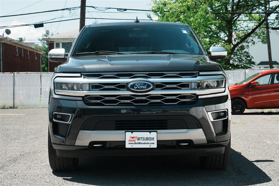 2022 Ford Expedition Max Platinum photo