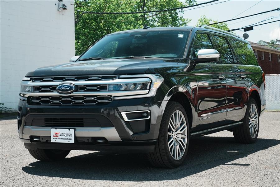 2022 Ford Expedition Max Platinum photo