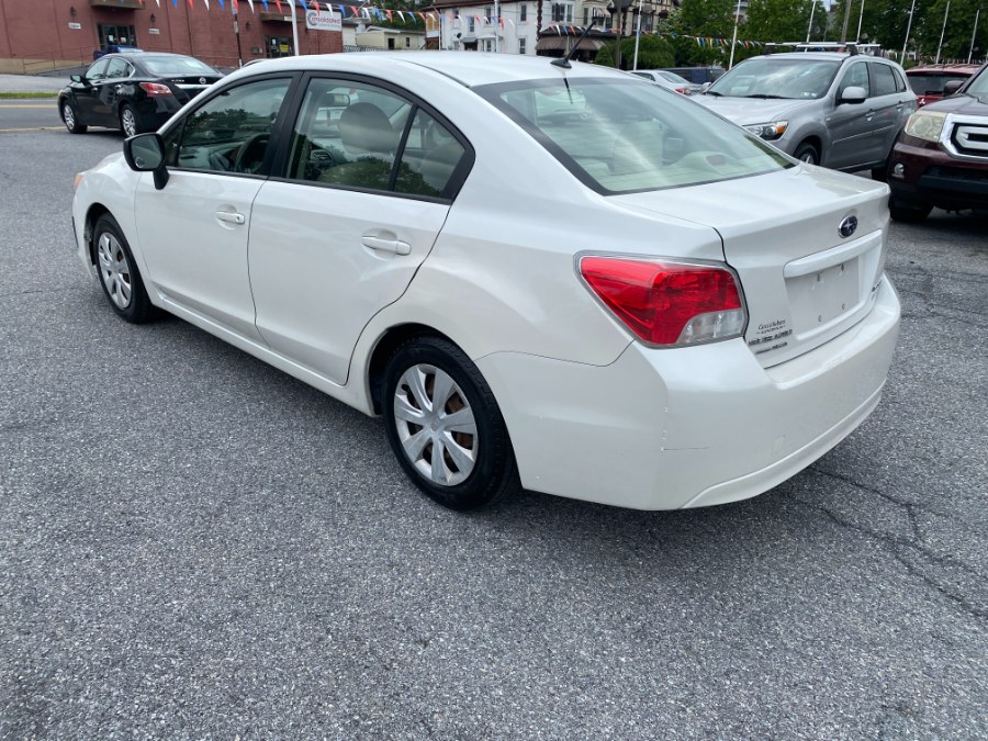 2012 Subaru Impreza 2.0i photo