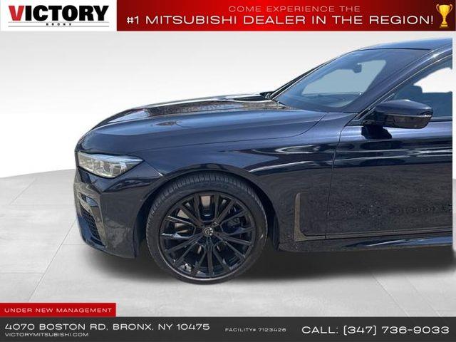 2022 BMW 7-Series 750i xDrive photo