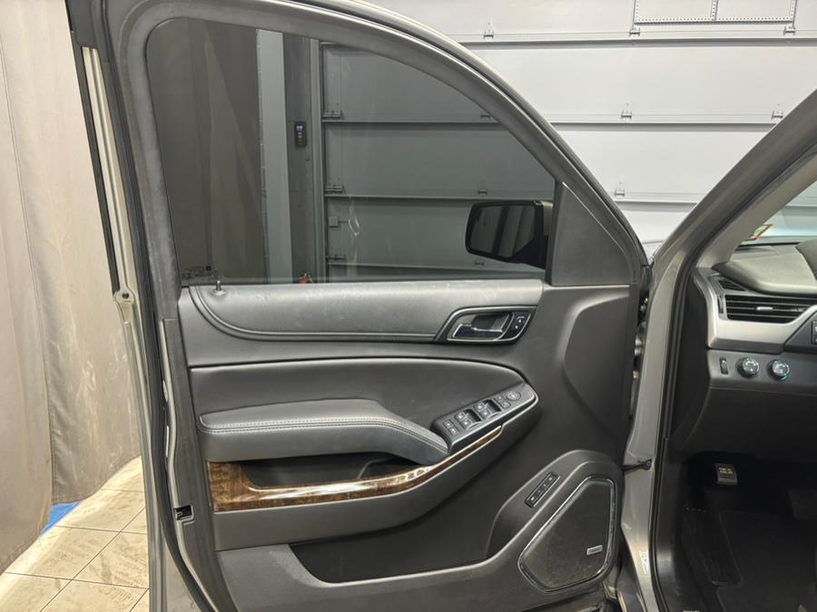 2018 Chevrolet Tahoe 4WD 4dr LT photo