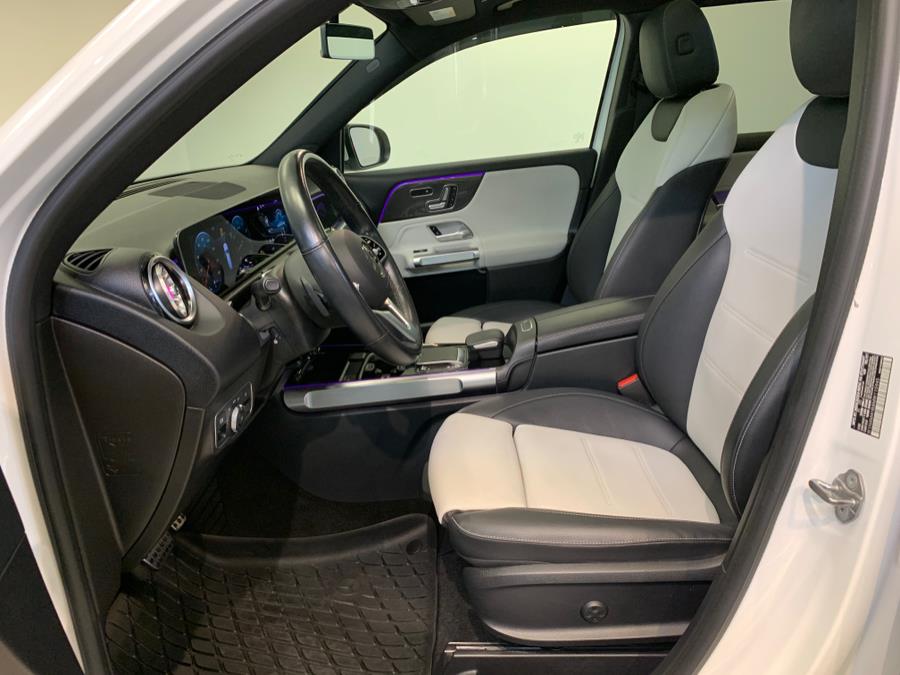 2021 Mercedes-Benz GLB GLB 250 4MATIC SUV photo