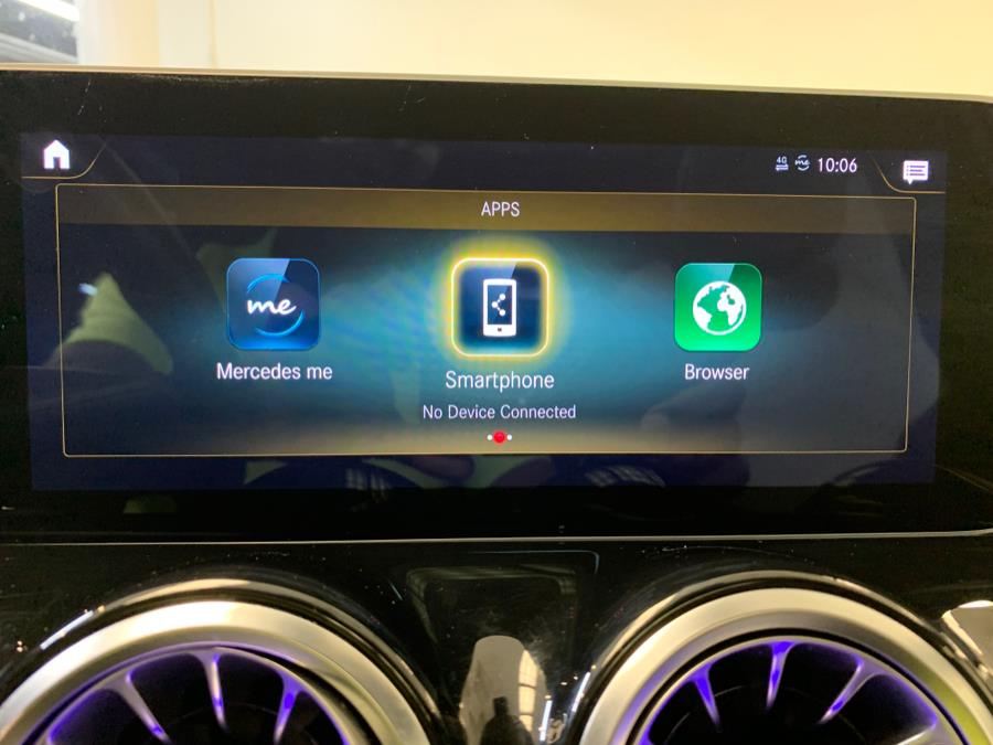 2021 Mercedes-Benz GLB GLB 250 4MATIC SUV photo