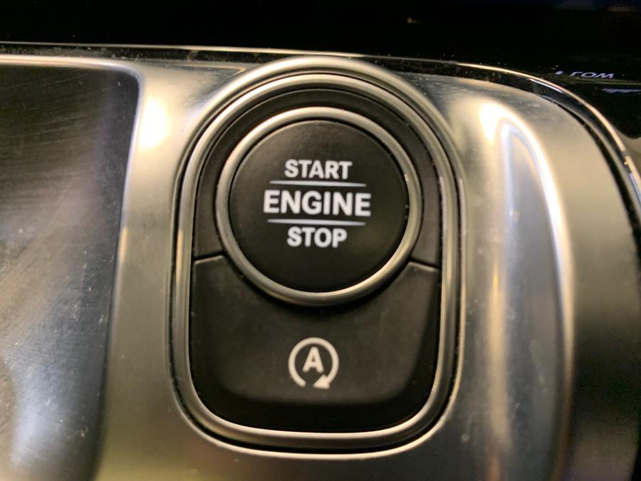 2021 Mercedes-Benz GLB GLB 250 4MATIC SUV photo