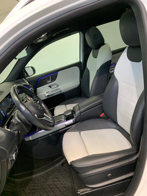 2021 Mercedes-Benz GLB GLB 250 4MATIC SUV photo