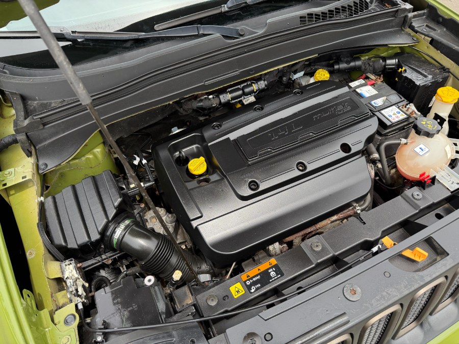 2016 Jeep Renegade 4WD 4dr 75th Anniversary photo