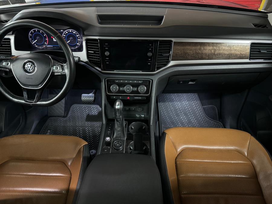 2018 Volkswagen Atlas 3.6L V6 SEL Premium 4MOTION photo