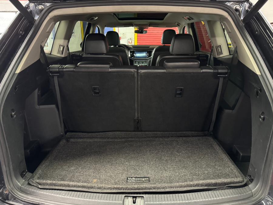 2018 Volkswagen Atlas 3.6L V6 SEL Premium 4MOTION photo
