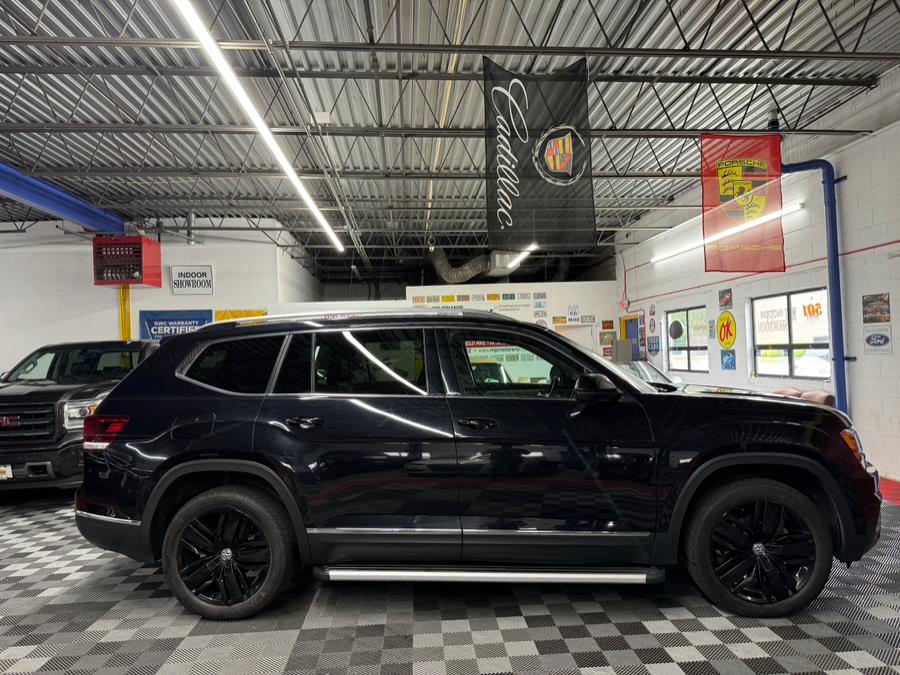 2018 Volkswagen Atlas 3.6L V6 SEL Premium 4MOTION photo