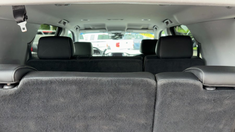 2019 Chevrolet Tahoe 4WD 4dr LT photo