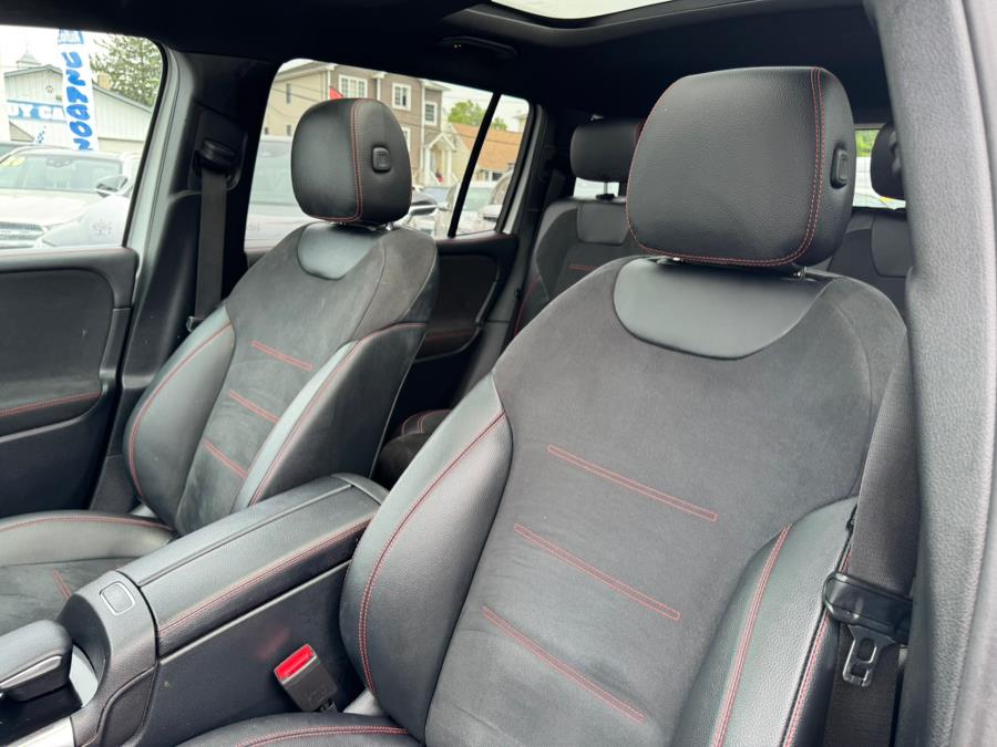 2021 Mercedes-Benz GLB GLB 250 4MATIC SUV photo