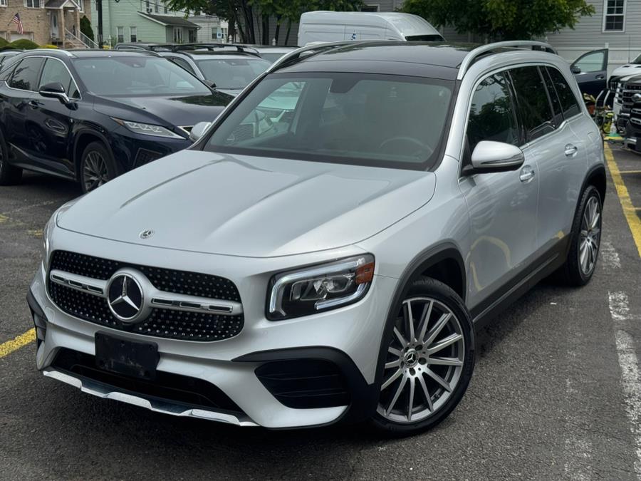 2021 Mercedes-Benz GLB GLB 250 4MATIC SUV photo