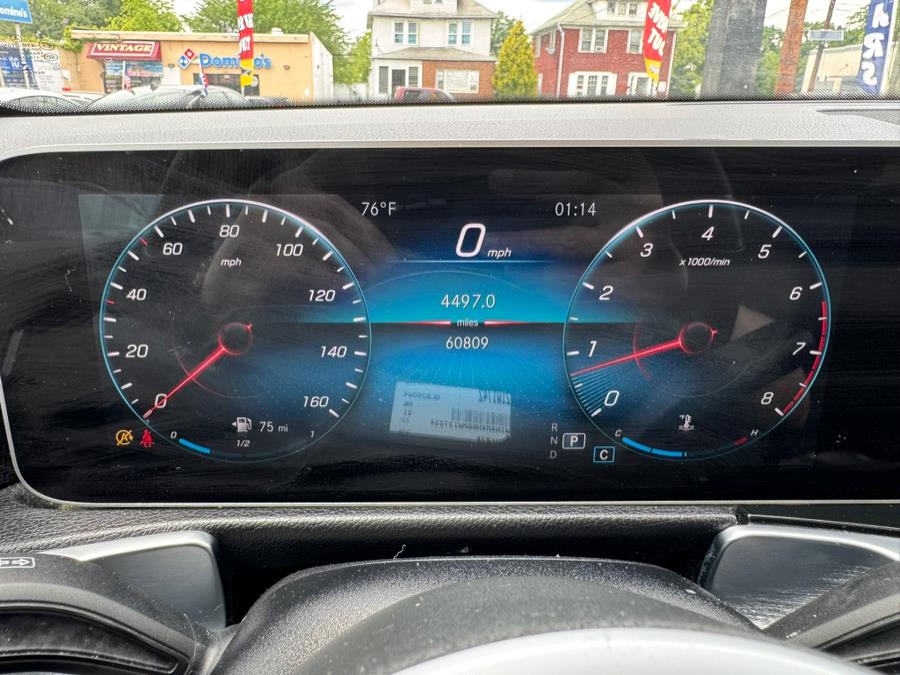 2021 Mercedes-Benz GLB GLB 250 4MATIC SUV photo