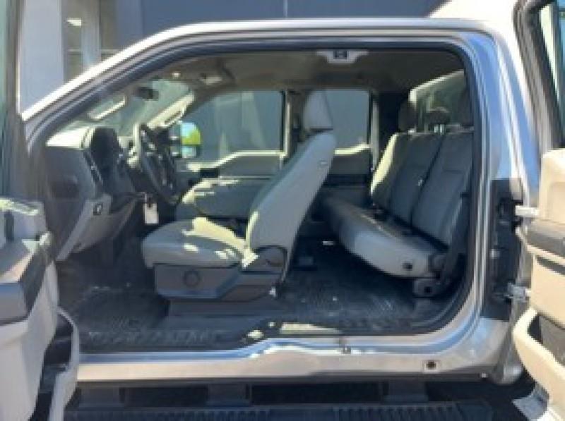 2021 Ford F-250 XL SUPERCAB 4WD 8 BOX photo
