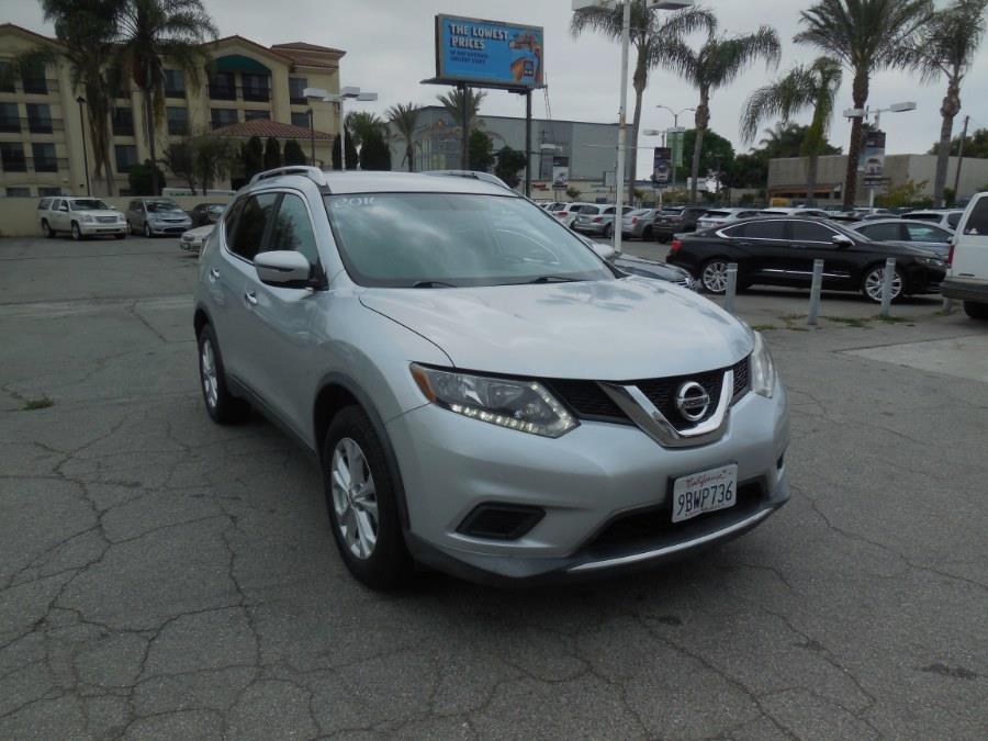 2016 Nissan Rogue FWD 4dr SV photo