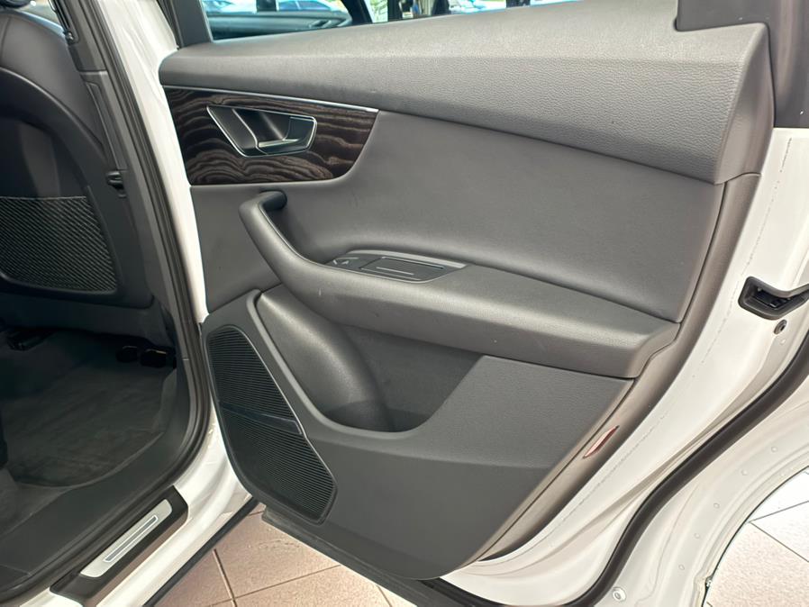 2021 Audi Q7 Premium Plus 55 TFSI quattro photo