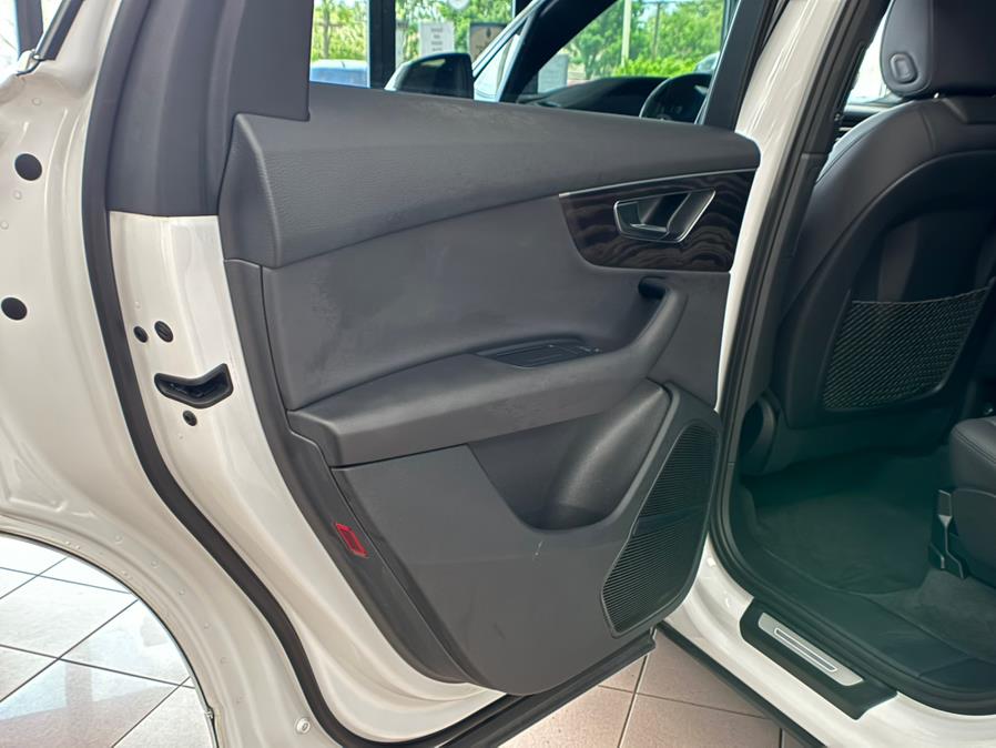 2021 Audi Q7 Premium Plus 55 TFSI quattro photo