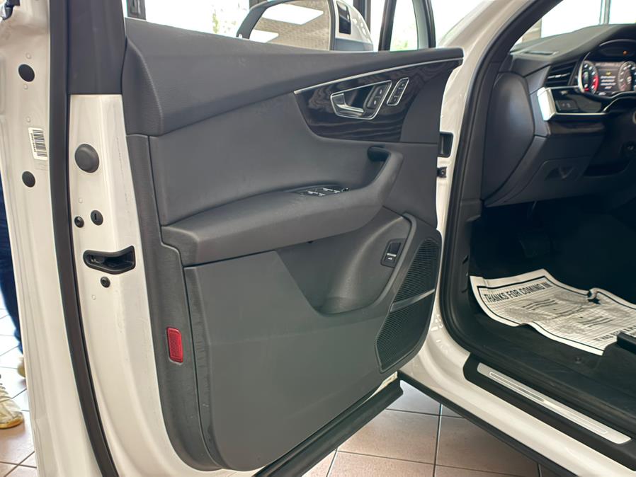 2021 Audi Q7 Premium Plus 55 TFSI quattro photo