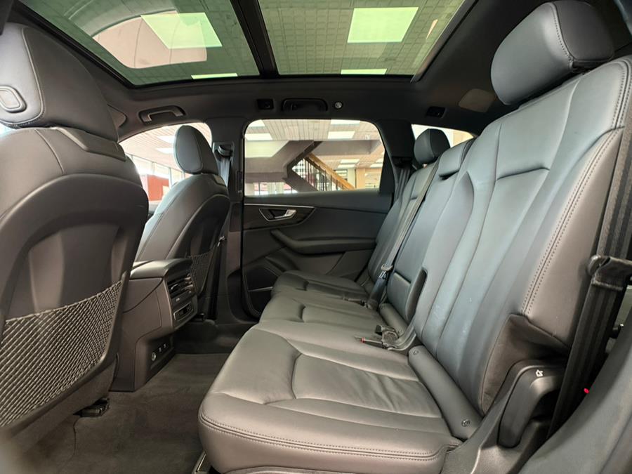 2021 Audi Q7 Premium Plus 55 TFSI quattro photo