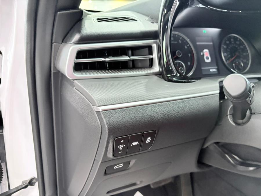 2023 Kia K5 GT-Line Auto FWD photo