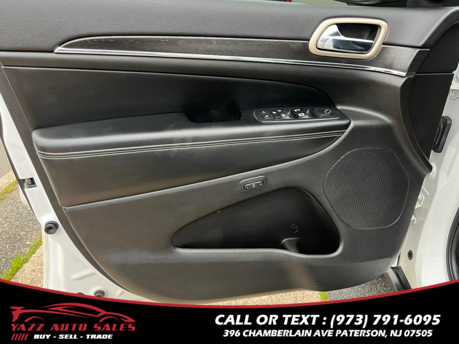 2017 Jeep Grand Cherokee Limited 4x4 photo