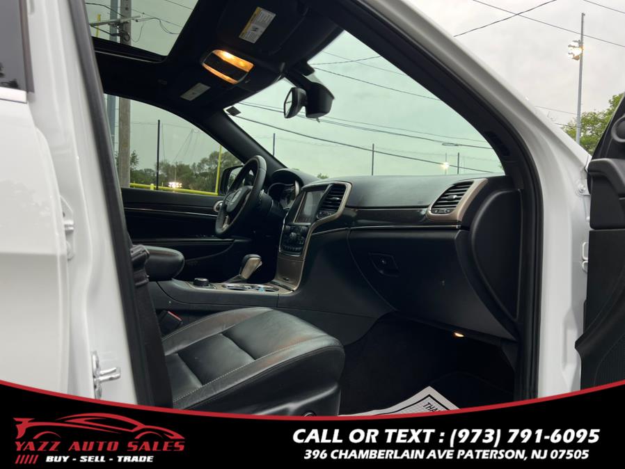 2017 Jeep Grand Cherokee Limited 4x4 photo