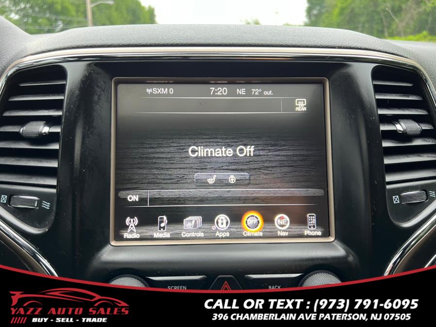 2017 Jeep Grand Cherokee Limited 4x4 photo