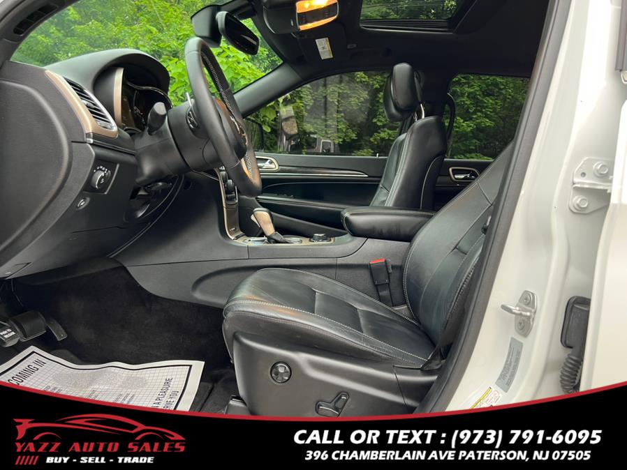2017 Jeep Grand Cherokee Limited 4x4 photo