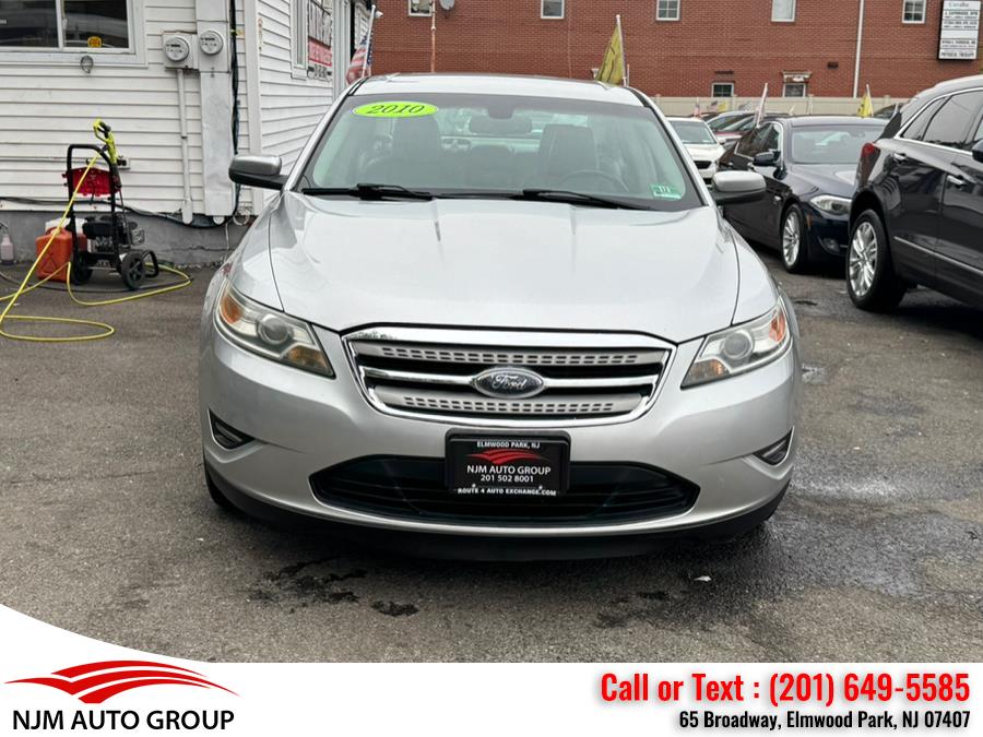 2010 Ford Taurus SEL photo